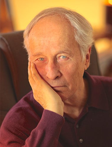 "I don't read for comfort" image